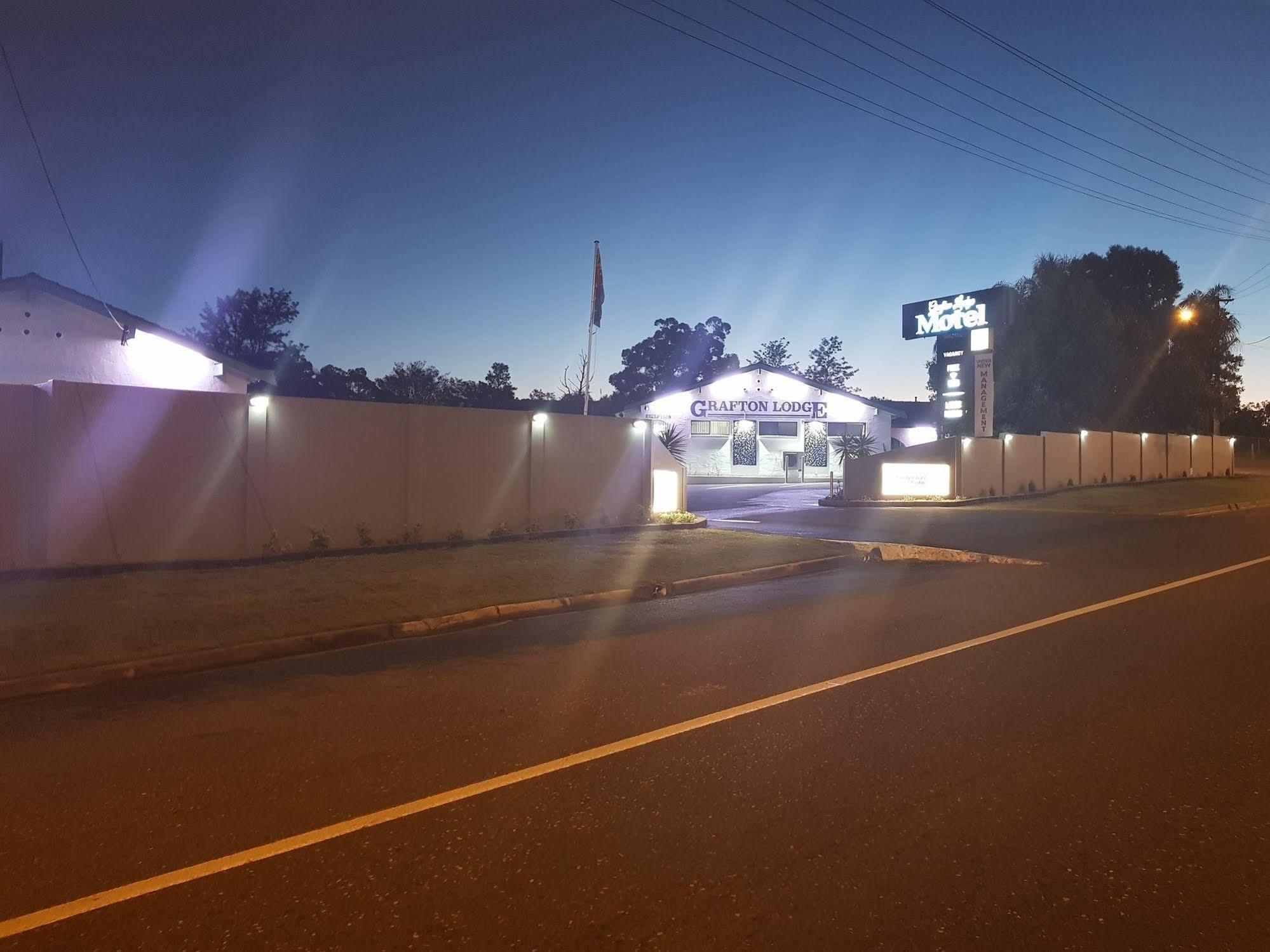 Grafton Lodge Motel Екстериор снимка